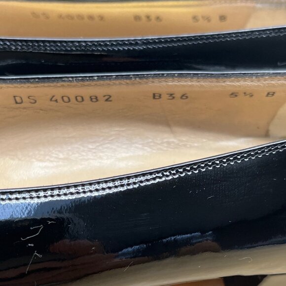 Salvatore Ferragamo Womens Black Patent Leather Silver Buckle Loafers Sz 5.5 B - Picture 6 of 9
